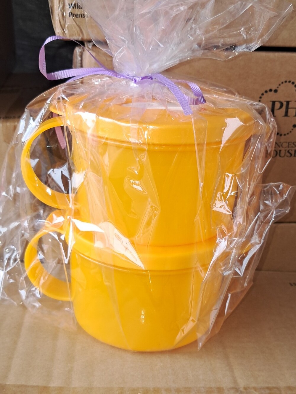 Soup mugs, Tupperware
